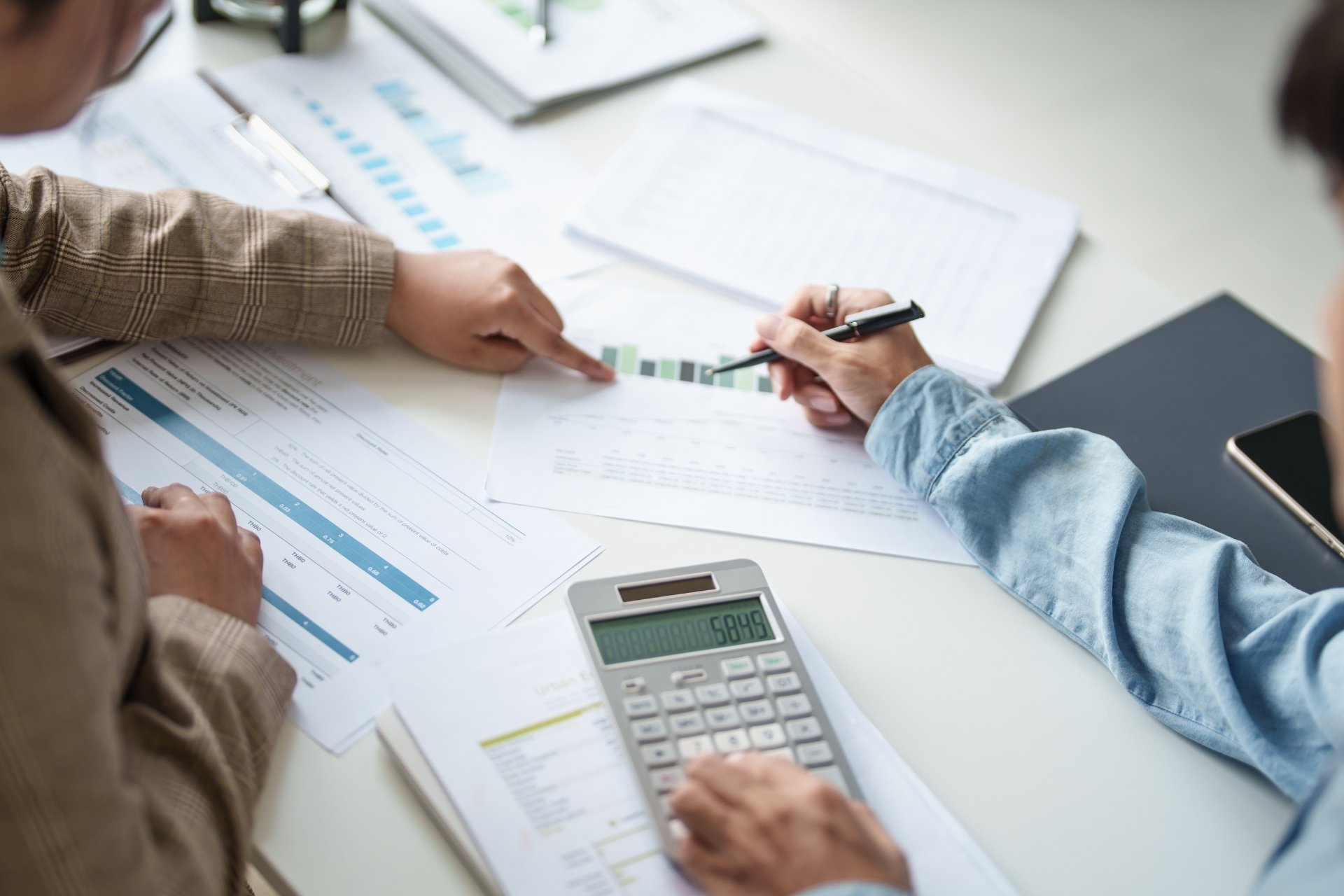 https://metalogicdigital.com/wp-content/uploads/2025/05/Payroll-Services2.jpg